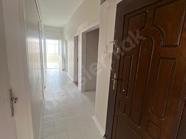 KOLEJ METROSUNA YAKIN CADDE ÜSTÜNDE MANZARALI 3+1 KİRALIK DAİRE - Görsel 13