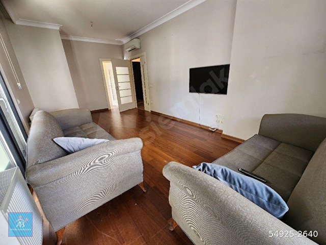 Caddebostanda Kiralık 2.5+1 Daire, 80m² Net, Prestijli Konum residence permit