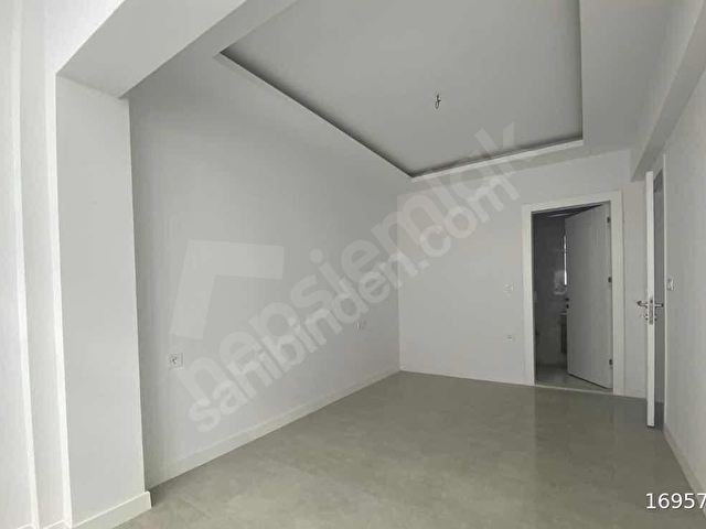 ŞEMİKLERDE CADDE ÜZERİ SATILIK EBEVEYN BANYOLU 3+1 LÜX - Görsel 9