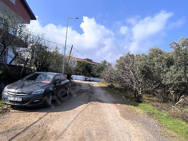 ÇALICA DA 324M2 ARSA İÇERİSİNDE 3 KATLI 2008 YAPIMI VİLLA - Görsel 11