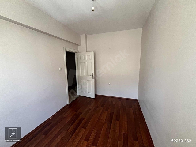 ULUÖNDERİN MERKEZİNDE DÜZARAT SİTESİ GENİŞ DAİRE - Görsel 21