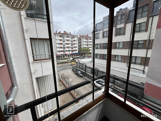 ULUÖNDERİN MERKEZİNDE DÜZARAT SİTESİ GENİŞ DAİRE - Görsel 4