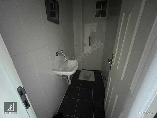 ULUÖNDERİN MERKEZİNDE DÜZARAT SİTESİ GENİŞ DAİRE - Görsel 29
