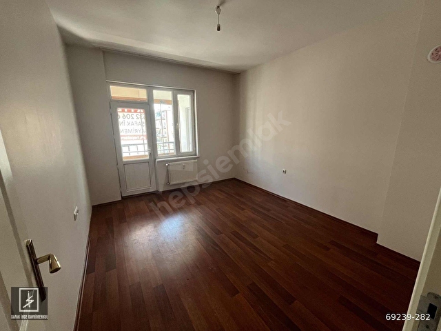 ULUÖNDERİN MERKEZİNDE DÜZARAT SİTESİ GENİŞ DAİRE - Görsel 26