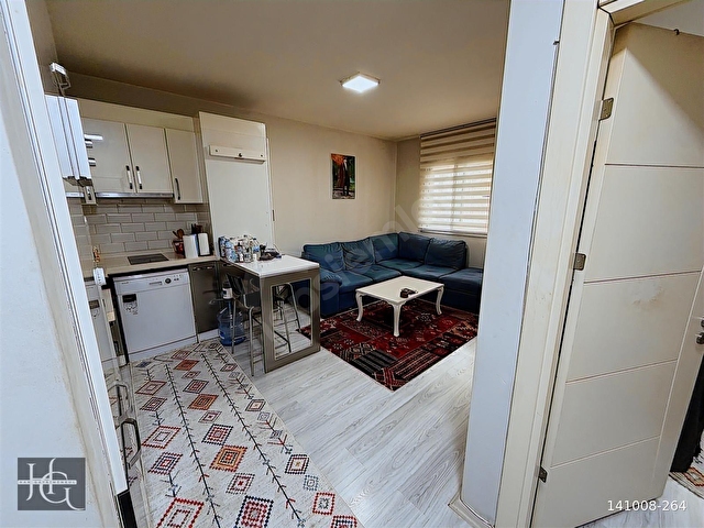 BORNOVA METRO YAKINI YATIRIMLIK SATILIK 1+1 DAİRE - Görsel 3