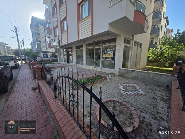 ERTUĞRULDA GENİŞ CEPHELİ KİRALIK DÜKKAN - Görsel 10