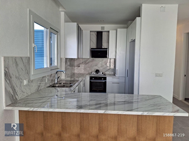 Ayvalık Şirinkent İlios Evlerinde Deniz manzaralı 4+2 Villa - Görsel 6