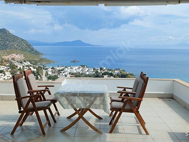 Bodrum Akyarlar Karaincirde Kos Manzaralı, Havuzlu Sitede Kiralık 3+1