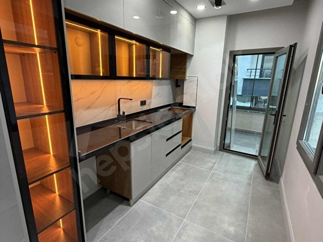 YAKUPLUDA METROBÜSE YAKIN SIFIR 2+1 95 m2 DAİRE