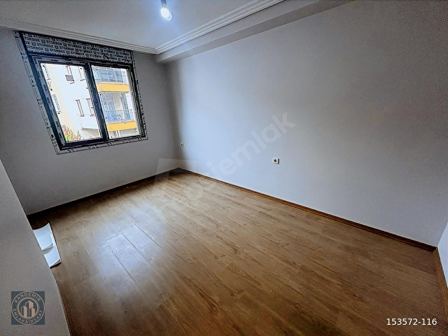 ÜSKÜDAR MERKEZ NEVÇARŞI YANINDA 2+1 OTOPARKLI DAİRE - Görsel 20