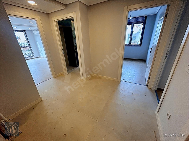 ÜSKÜDAR MERKEZ NEVÇARŞI YANINDA 2+1 OTOPARKLI DAİRE - Görsel 11