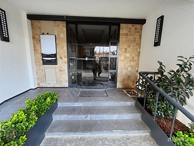 ÜSKÜDAR MERKEZ NEVÇARŞI YANINDA 2+1 OTOPARKLI DAİRE - Görsel 5