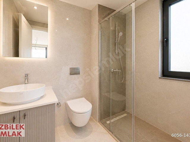 Silivri Ortaköyde Akıllı Ev Sistemli Lüks 7+1 Villa | Havuzlu | 652 m² Arsa - Görsel 21