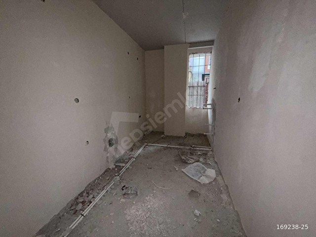 HALKALI NAYMANDA SÜPER KONUMDA SATILIK 2+1 FIRSAT DAİRE - Görsel 12