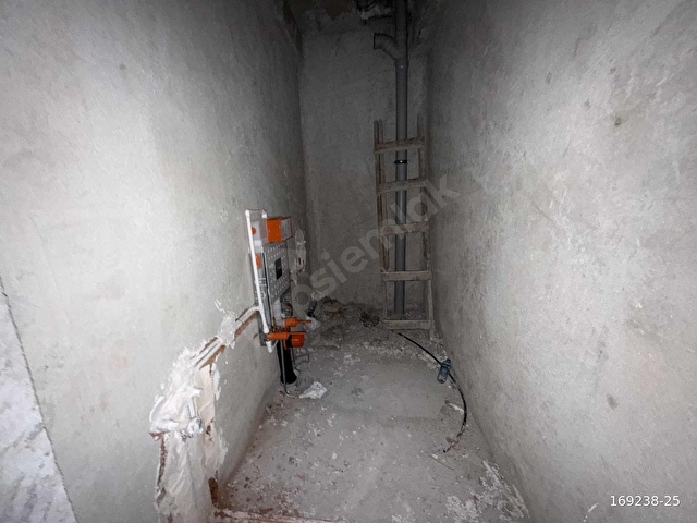 HALKALI NAYMANDA SÜPER KONUMDA SATILIK 2+1 FIRSAT DAİRE - Görsel 15