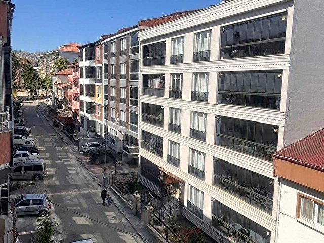 ÇINAR EMLAKTAN HARMANLAR MAHALLESİNDE KİRALIK 3+1 DAİRE