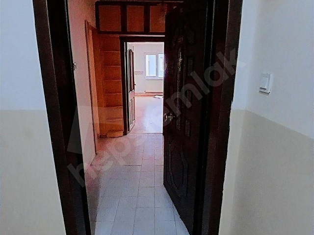 SİNCAN ATATÜRK MAHALLESİNDE ARA KAT SATILIK 3+1 DAİRE - Görsel 2