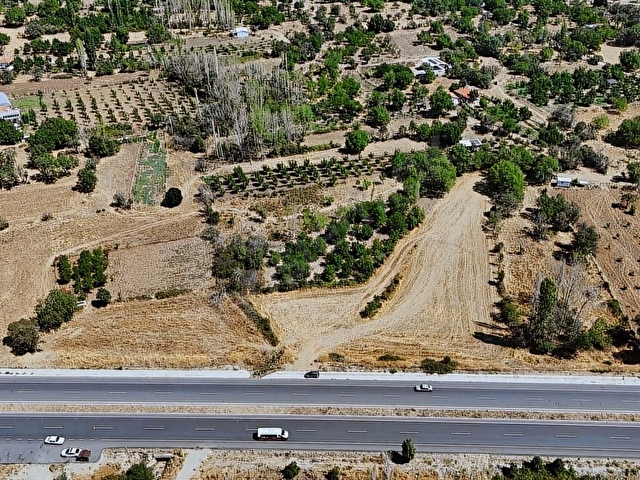 TAVAS KARAHİSARDA 2.663 m² MEYVE AĞAÇLI SATILIK BAĞ - Görsel 19