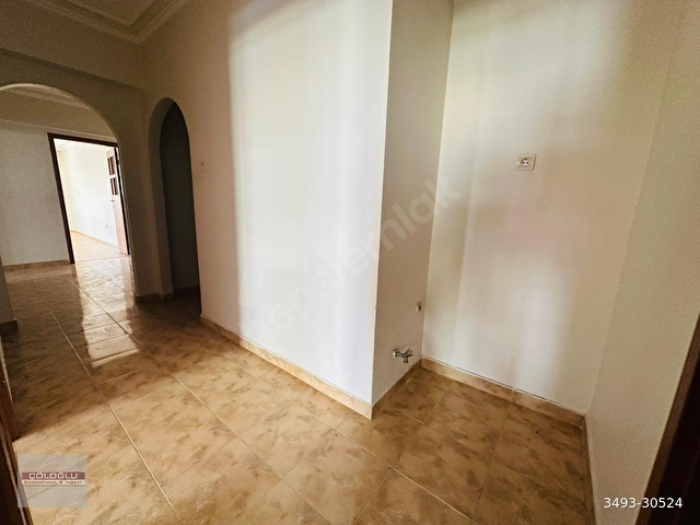 ÇÖLOĞLUNDAN CEVİZLİDERE CAD YANI KATTA ÖN KÖŞE BAŞI GENİŞ BALKON - Görsel 24