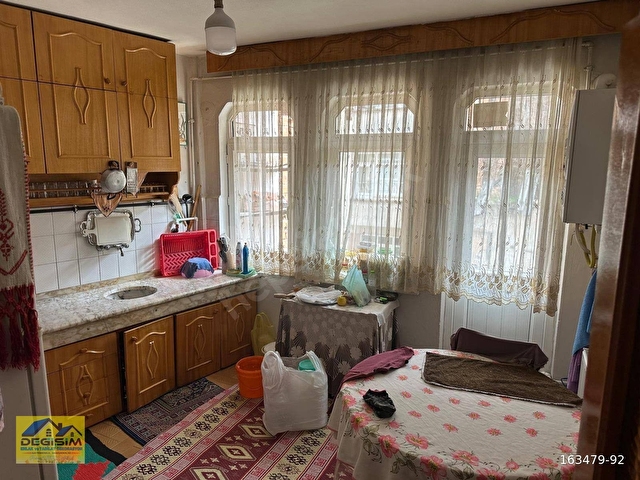 ÇARŞI İÇERİSİN DE SATILIK UYGUN FİYAT 3+1 DAİRE - Görsel 11