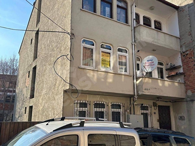 ÇARŞI İÇERİSİN DE SATILIK UYGUN FİYAT 3+1 DAİRE - Görsel 6