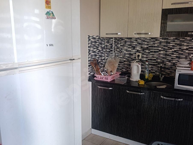 ÖZDEMİRDEN EŞYALI BALKONLU DENİZ MANZARALI 2+1 DAİRE - Görsel 10