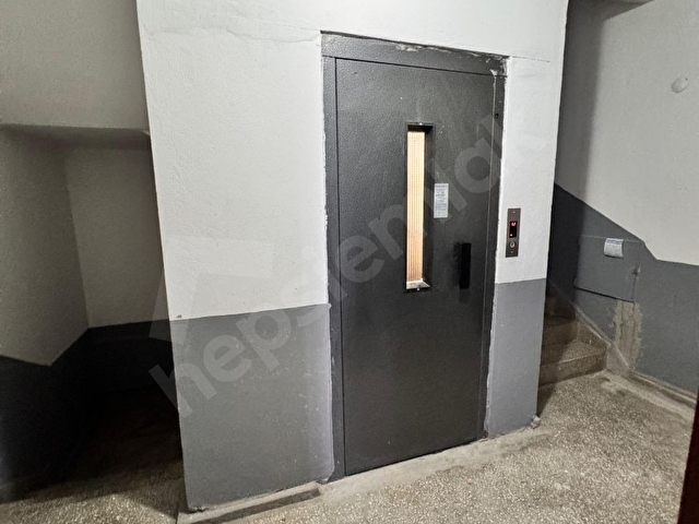 Bahçelievler de Asansörlü Kiralık Daire - Görsel 12