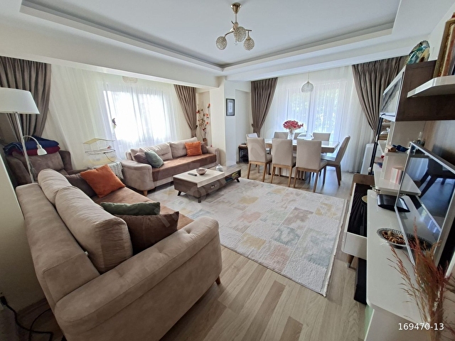 MODERN 34den Cevizlide Caddeye Cepheli Ara kat SATILIK 2+1