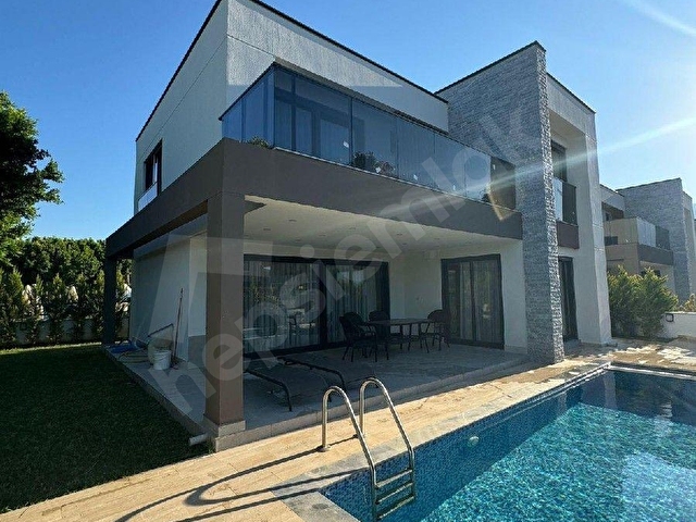 Denize 50 MT Kelepir Müstakil O Villa