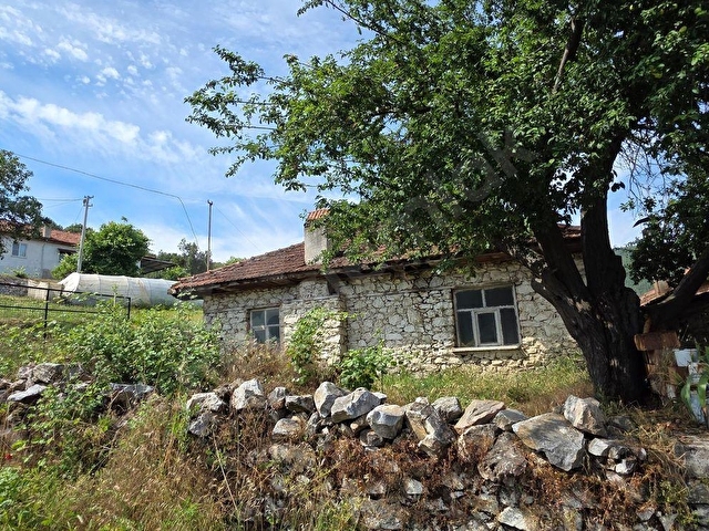 SATILIK BAHÇELİ MÜSTAKİL ESKİ KÖY EVİ - Görsel 26