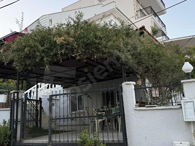 YENİ FOÇA BURUNUCUNDA DENİZ MANZARALI 4 MÜSTAKİL VİLLA - Görsel 7