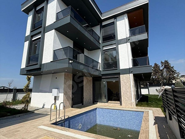 BÜYÜKÇEKMECE CELALİYEDE SATILIK 7+1 TRİBLEX İKİZ VİLLALAR - Görsel 2