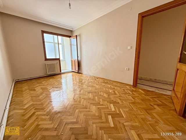 Laika Emlaktan Masrafsız Boş 160m² 3+1 Hemen Taşın - Görsel 15