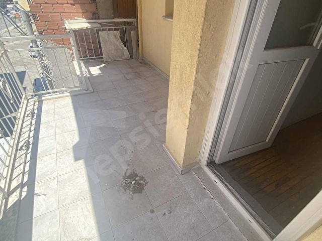 BUCA ÇİFTÇİ PETROL YAKINI KİRALIK DOĞALGAZLI 3+1 ARAKAT DAİRE - Görsel 19