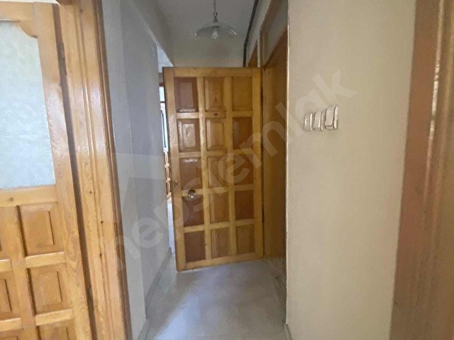 BUCA ÇİFTÇİ PETROL YAKINI KİRALIK DOĞALGAZLI 3+1 ARAKAT DAİRE - Görsel 3