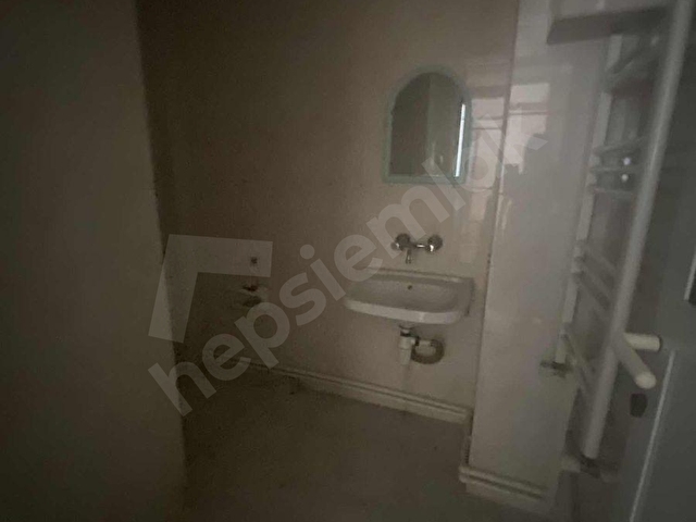 BUCA ÇİFTÇİ PETROL YAKINI KİRALIK DOĞALGAZLI 3+1 ARAKAT DAİRE - Görsel 6