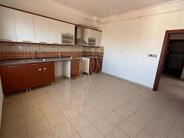 ÇARŞI MERKEZDE KİRALIK DAİRE 3+1 GENİŞ DAİRE - Görsel 18