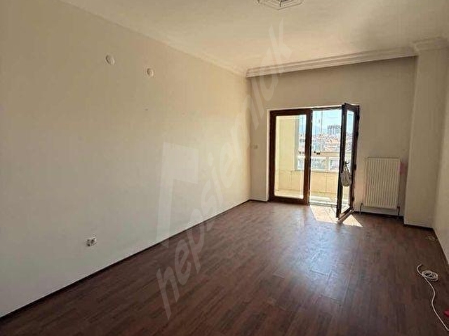 ÇARŞI MERKEZDE KİRALIK DAİRE 3+1 GENİŞ DAİRE - Görsel 7