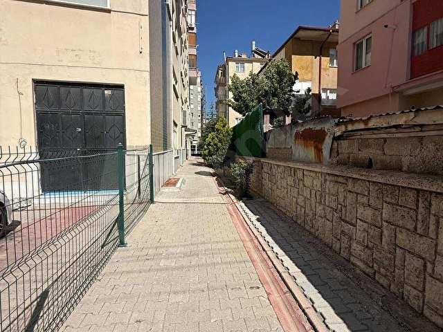 ÇARŞI MERKEZDE KİRALIK DAİRE 3+1 GENİŞ DAİRE - Görsel 28