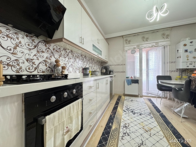 GÜNEŞ EMLAKTAN ASANSÖRLÜ 3+1 1.KOT BATI CEP. YAPILI DAİRE