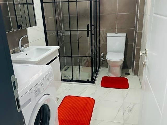 EGE EMLAKTAN ÇARŞIYA YAKIN AYRI MUTFAK 1+1 GENİŞ KİRALIK DAİRE - Görsel 17