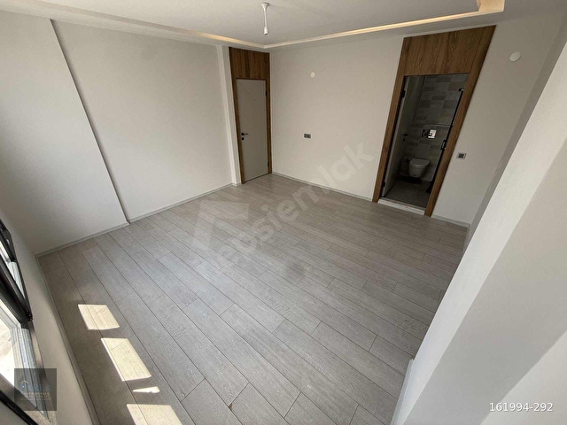 PARLADAN Denize 150m 3+1 Ayrı Mutfak Sıfır Ebeveyn Banyolu - Görsel 9