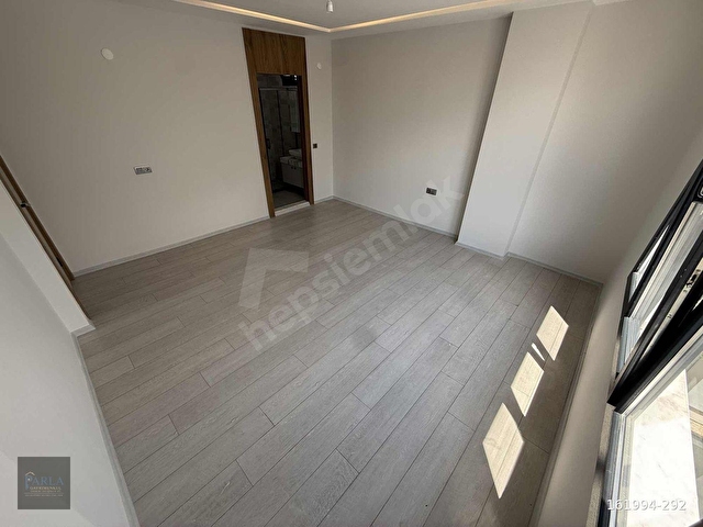 PARLADAN Denize 150m 3+1 Ayrı Mutfak Sıfır Ebeveyn Banyolu - Görsel 10