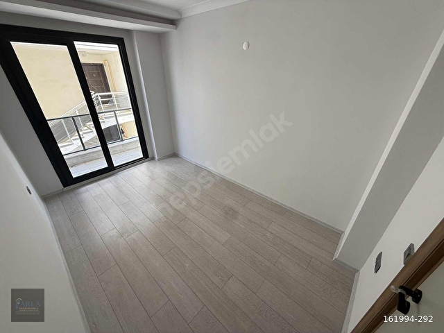 PARLADAN Denize 150m 3+1 Ayrı Mutfak Sıfır Ebeveyn Banyolu - Görsel 23