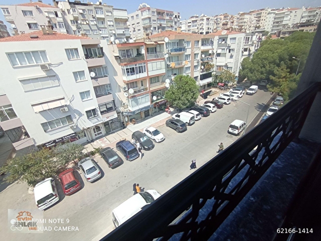 AMERİKAN KOLEJİ-POLİGON METRO YAKINI 5 YAŞ BİNADA KÖŞE EŞYALI2+1 - Görsel 12