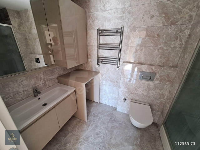 KARTAL YAKACIKTA 5 YAŞINDA,NEZİH SİTEDE,EBEVEYN BANYO,MANZARALI - Görsel 18