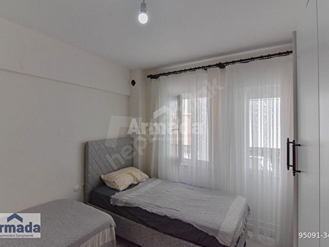 KUŞADASINDA SAHİLE YÜRÜME MESAFESİNDE TADİLATLI 2+1 SATILIK - Görsel 22