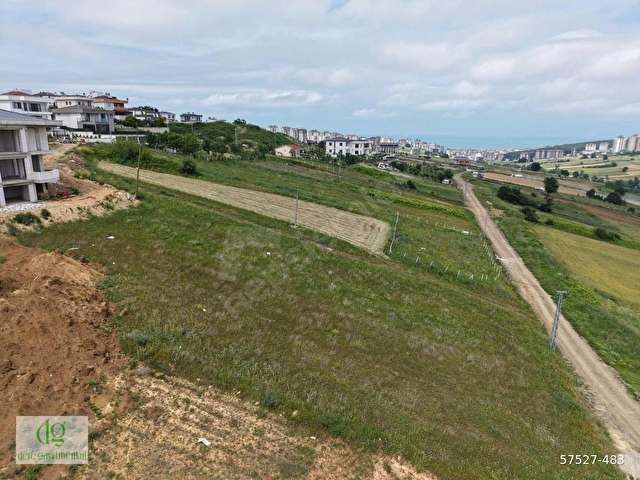 Kamalıda deniz manzaralı 470 metre² hisseli arsa - Görsel 2