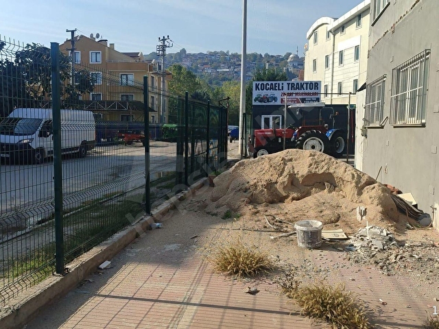 İZMİT MARS AVM KARŞISINDA ANA YOLA CEPHELİ KİRALIK KOMPLE BİNA - Görsel 4