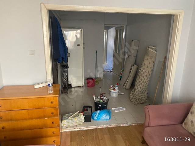 VALİDE ATİKTE 1+1 ÇARŞIYA YAKIN DAİRE - Görsel 3